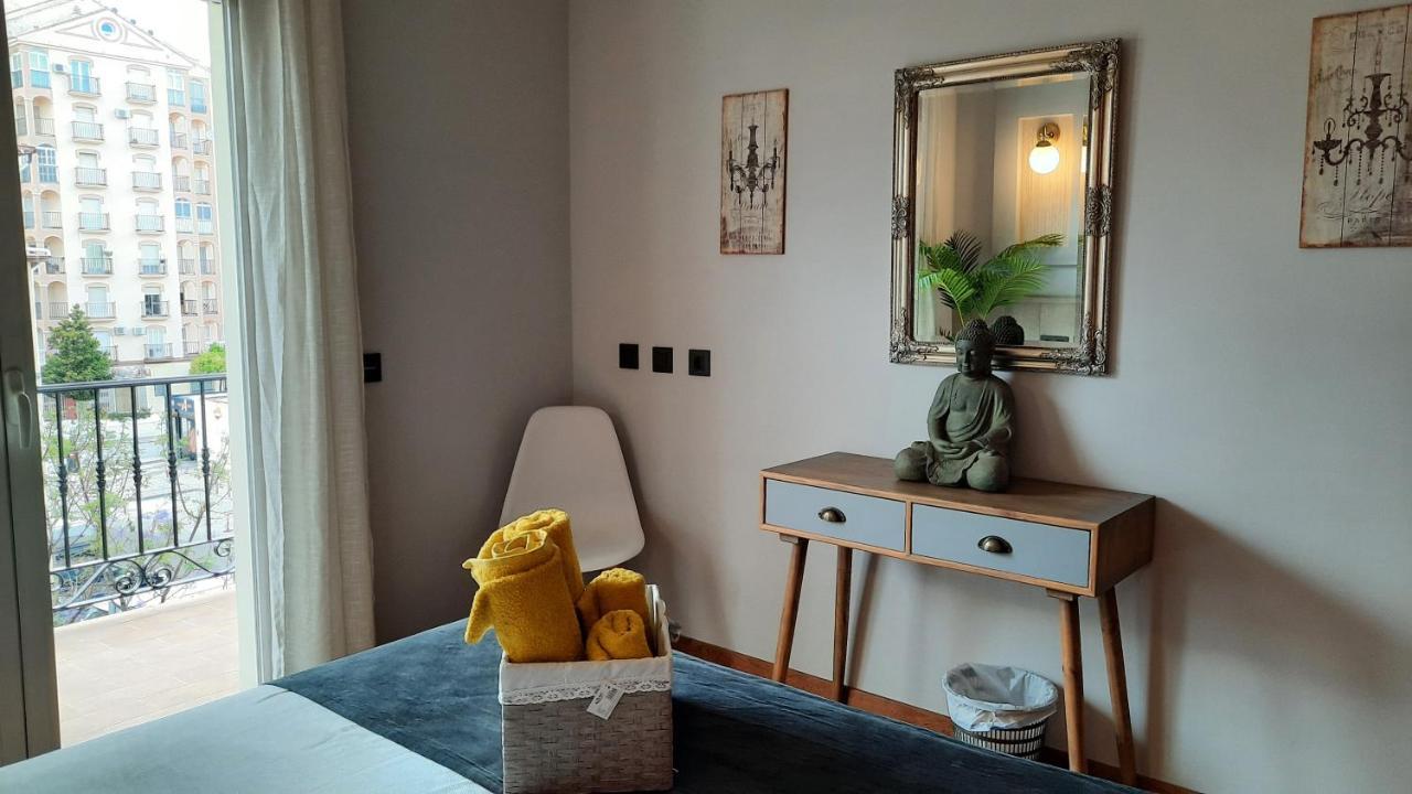Apartamento Capri Los Boliches Wifi Gratis Beach 100M Фуeнхирола Екстериор снимка