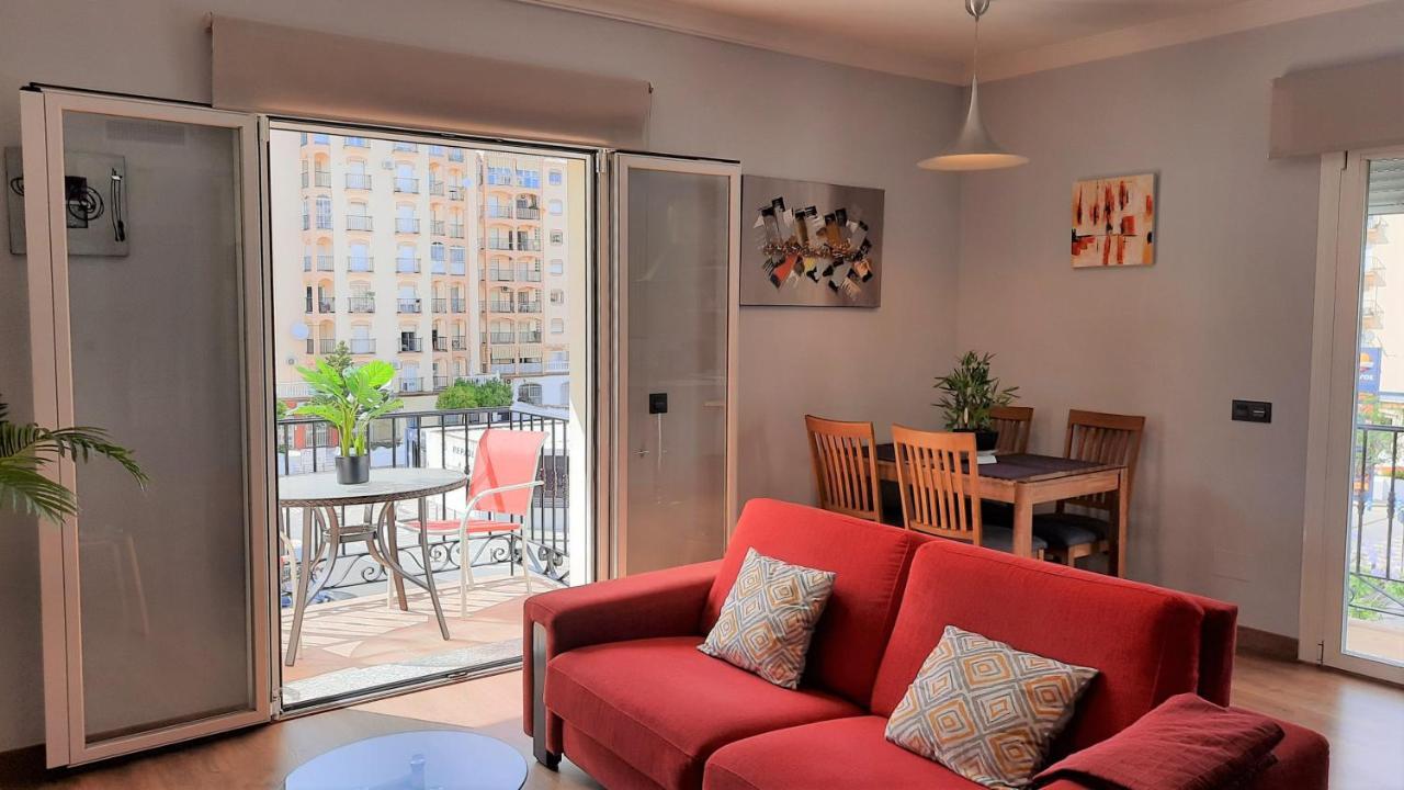 Apartamento Capri Los Boliches Wifi Gratis Beach 100M Фуeнхирола Екстериор снимка