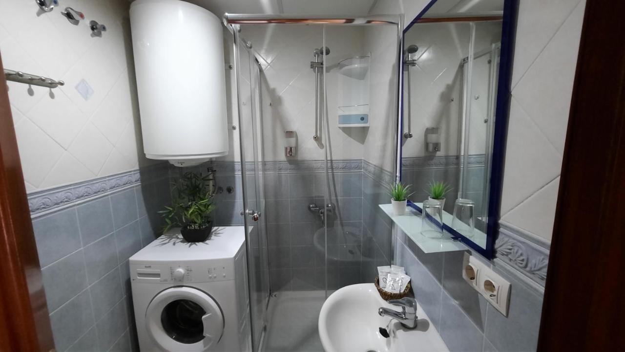 Apartamento Capri Los Boliches Wifi Gratis Beach 100M Фуeнхирола Екстериор снимка