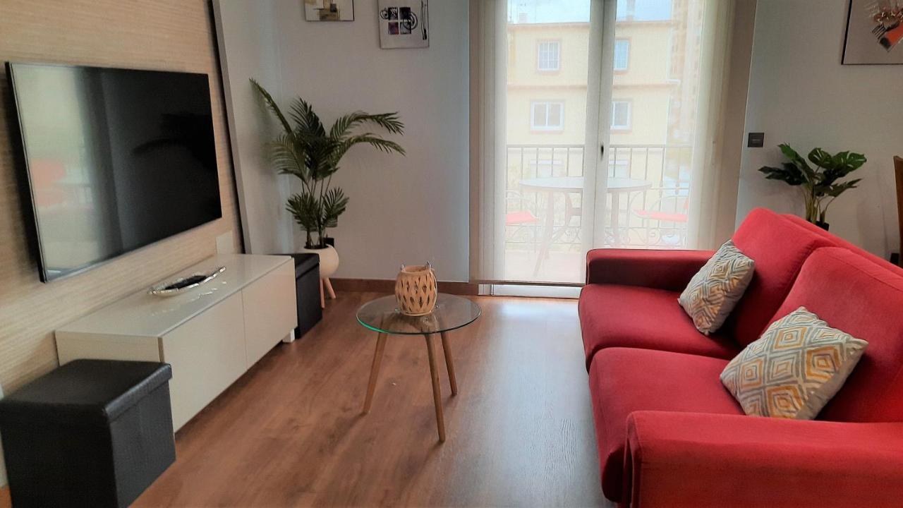 Apartamento Capri Los Boliches Wifi Gratis Beach 100M Фуeнхирола Екстериор снимка