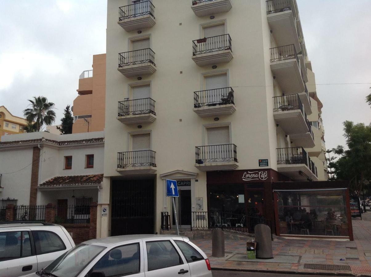 Apartamento Capri Los Boliches Wifi Gratis Beach 100M Фуeнхирола Екстериор снимка